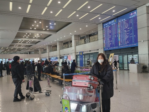 ẢNH ĐÓN HỌC SINH NHẬP CẢNH TRƯỜNG ANSAN